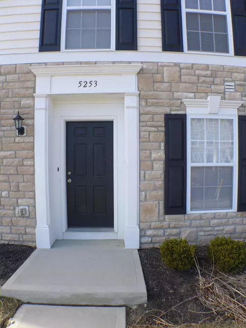 5253 Berthold Pass Dr, Dublin, OH 43016 photo 3