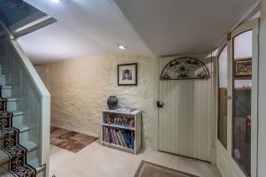 2475 E Broad St, Bexley, OH 43209 photo 33