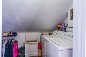 2475 E Broad St, Bexley, OH 43209 photo 32