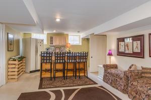 2475 E Broad St, Bexley, OH 43209 photo 35