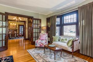 2475 E Broad St, Bexley, OH 43209 photo 15