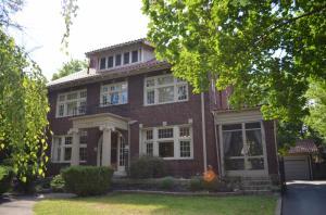 2475 E Broad St, Bexley, OH 43209 photo 2