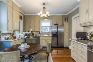 2475 E Broad St, Bexley, OH 43209 photo 18
