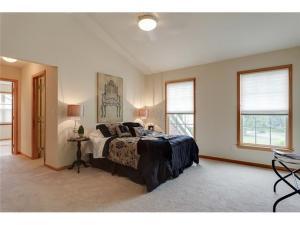 373 Ashmoore Cir E, Powell, OH 43065 photo 9