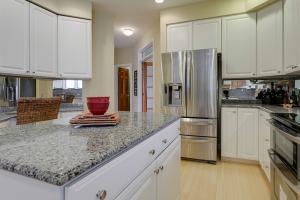 373 Ashmoore Cir E, Powell, OH 43065 photo 6