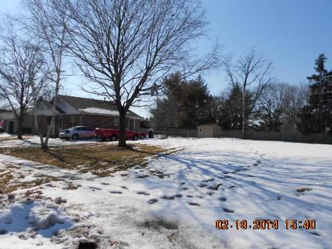 348 Meadow Dr, Circleville, OH 43113 photo 4