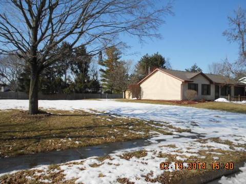 348 Meadow Dr, Circleville, OH 43113 photo 3
