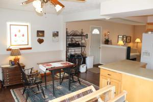 3307 Everson Rd E, Columbus, OH 43232 photo 5