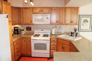 3307 Everson Rd E, Columbus, OH 43232 photo 3