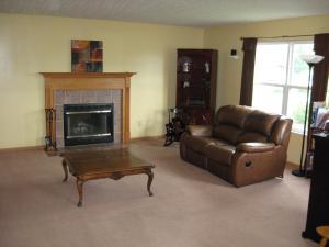 8357 Squad Dr, Galloway, OH 43119 photo 2