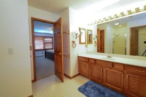 3865 Malaga Cir, Springfield, OH 45502 photo 12