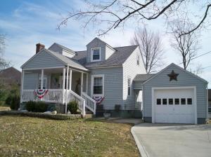 1234 E Lakeshore Dr SE, Hebron, OH 43025 photo 1
