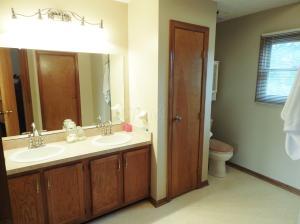 7662 Ashgate Ct, Dublin, OH 43017 photo 12