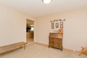 681 Meadows Dr, Delaware, OH 43015 photo 5
