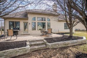 6580 Chanticleer Ct, Westerville, OH 43082 photo 2