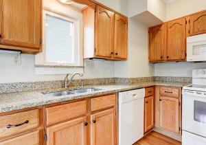 71 E Pacemont Rd, Columbus, OH 43202 photo 11