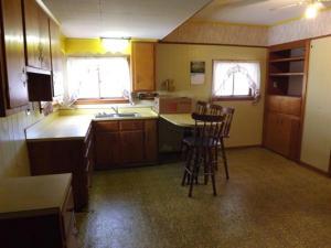 175 Elm St, Logan, OH 43138 photo 3