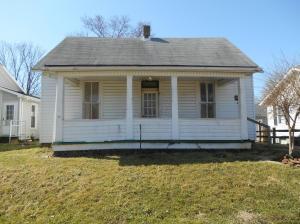 407 E Union St, Circleville, OH 43113 photo 1