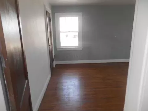 573 E Weber Rd, Columbus, OH 43202 photo 13