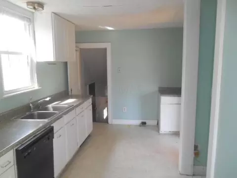 573 E Weber Rd, Columbus, OH 43202 photo 7