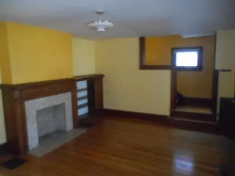573 E Weber Rd, Columbus, OH 43202 photo 3