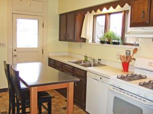 103 E Como Ave, Columbus, OH 43202 photo 9