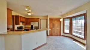 899 Forest Edge Ave, Springfield, OH 45503 photo 6