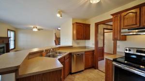 899 Forest Edge Ave, Springfield, OH 45503 photo 4