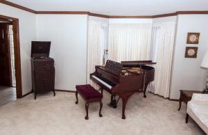 251 Autumn Leaf Ct, Columbus, OH 43235 photo 5