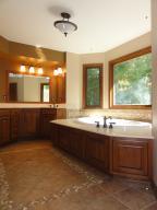 251 Autumn Leaf Ct, Columbus, OH 43235 photo 13