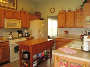 242 Firestone Dr, Delaware, OH 43015 photo 4
