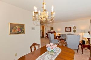 142 Cottswold Dr, Delaware, OH 43015 photo 3
