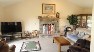 11 Exeter Pl SE, Hebron, OH 43025 photo 2