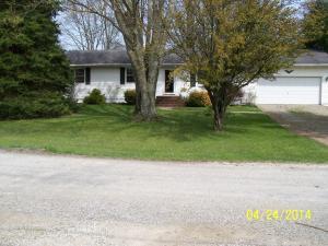 60 Lees Dr E, Hebron, OH 43025 photo 2