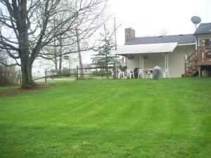 320 W Columbus St, Lithopolis, OH 43136 photo 8
