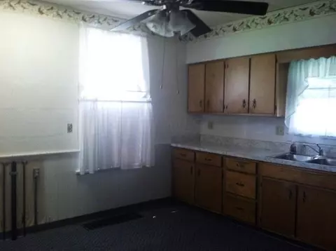 93 Commodore St, Newark, OH 43055 photo 5