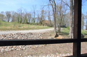 16390 Collison Rd, Logan, OH 43138 photo 9