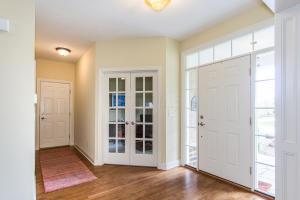 9894 Cape Ct, Dublin, OH 43017 photo 2