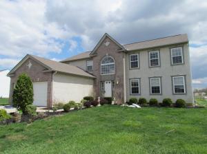 3185 Devonshire Dr, Delaware, OH 43015 photo 2