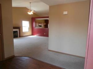 715 Prairie Rd, Galloway, OH 43119 photo 2