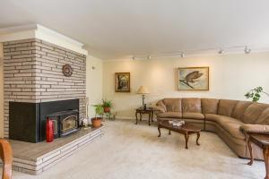 2249 E Broad St, Bexley, OH 43209 photo 7