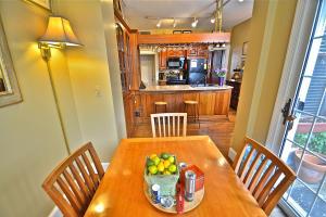 313 E Kossuth St, Columbus, OH 43206 photo 7