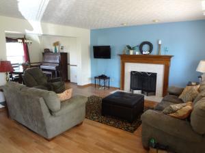 231 Lofton Cir, Delaware, OH 43015 photo 7