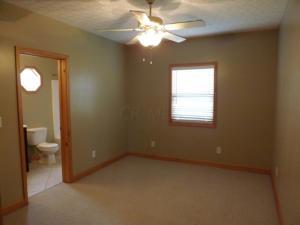 836 E Main St, Logan, OH 43138 photo 5