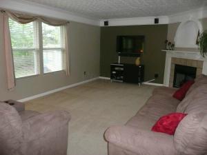 570 Adrian Dr, Delaware, OH 43015 photo 17