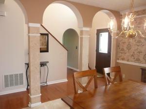 570 Adrian Dr, Delaware, OH 43015 photo 8