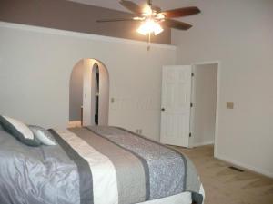 570 Adrian Dr, Delaware, OH 43015 photo 23