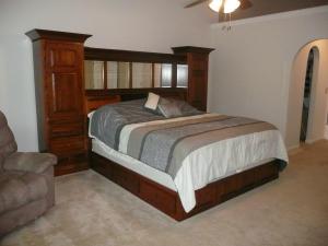 570 Adrian Dr, Delaware, OH 43015 photo 22