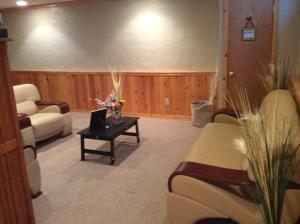 1332 Kellerman Ct, Columbus, OH 43228 photo 17