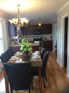 1332 Kellerman Ct, Columbus, OH 43228 photo 7